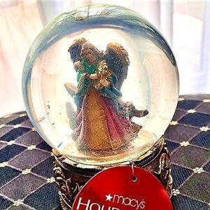 NWT GLORIOUS HOLIDAY LANE Musical Angel Snow Globe